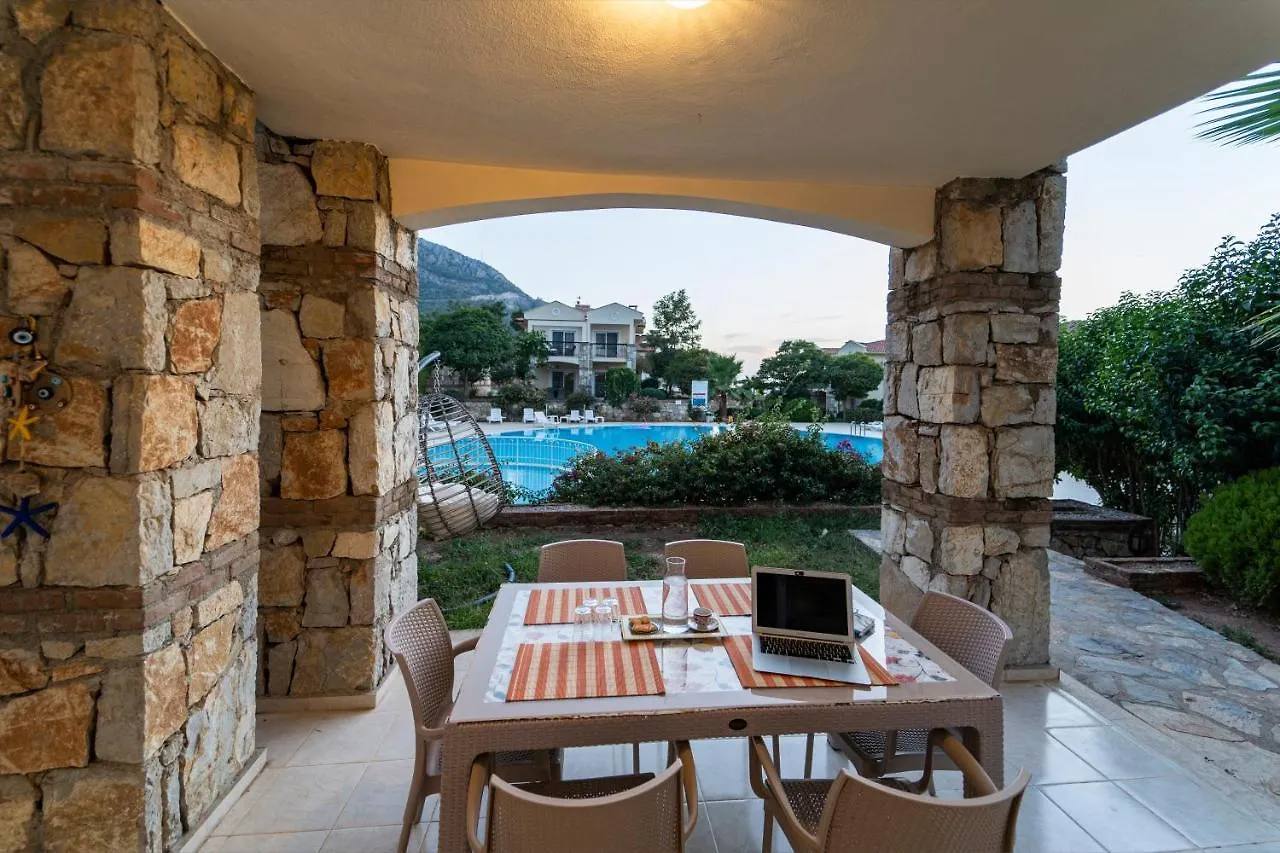 Emerald Villa in Ölüdeniz Fethiye 0*,
